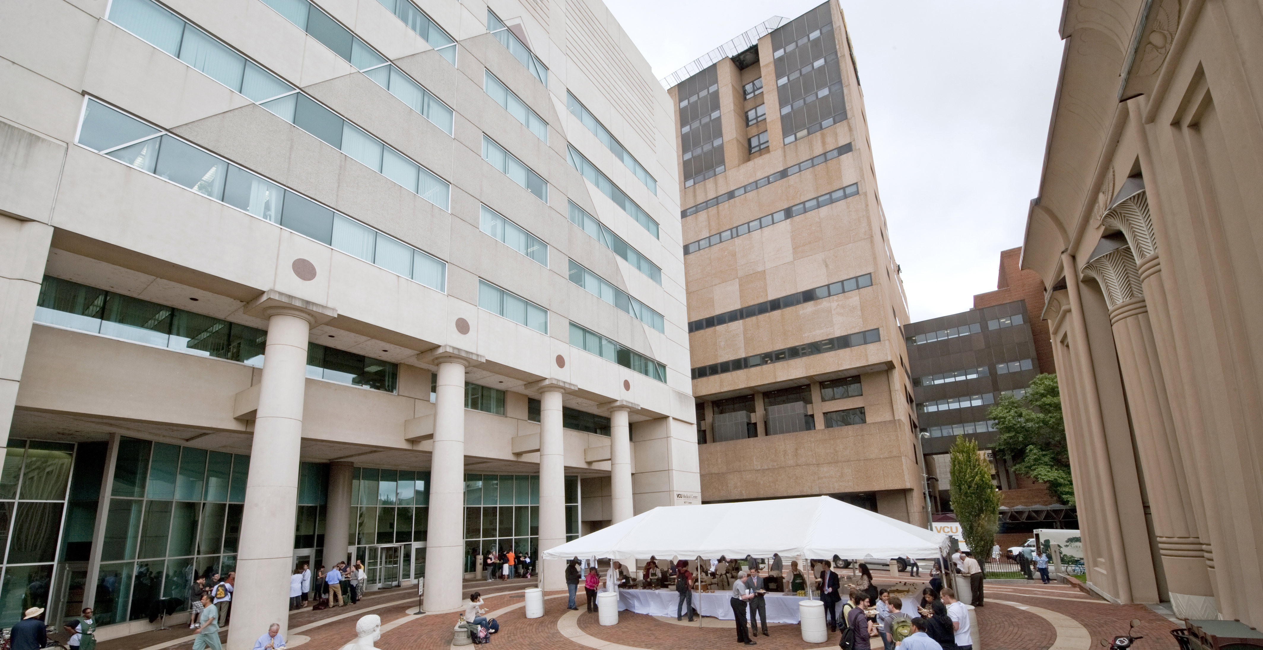 Students and faculty enjoy food outside of iconic MCV campus buildings